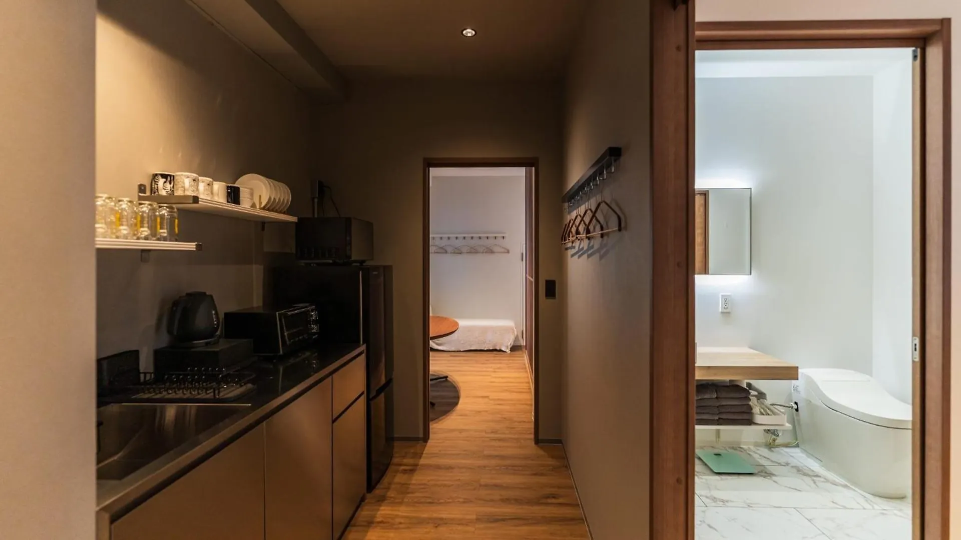 Akai Fuusen Building 8F - Vacation Stay 85979V Fukuoka  0*, Fukuoka (Fukuoka)